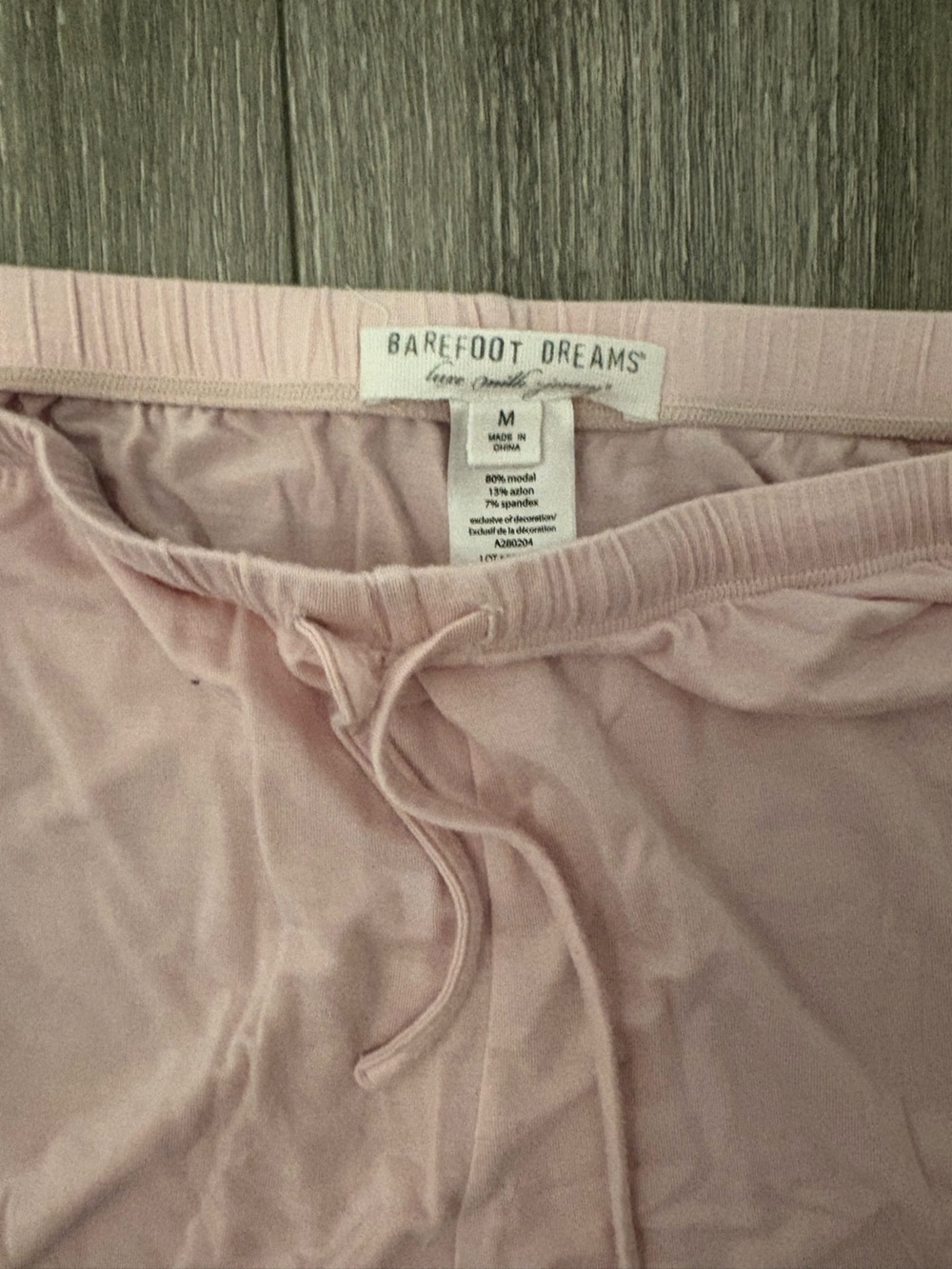 Barefoot Dreams Light Pink Lace-Trim Pajama Set - Picture 4 of 4